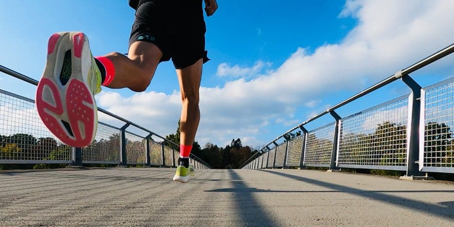 HOKA Rocket X 3
